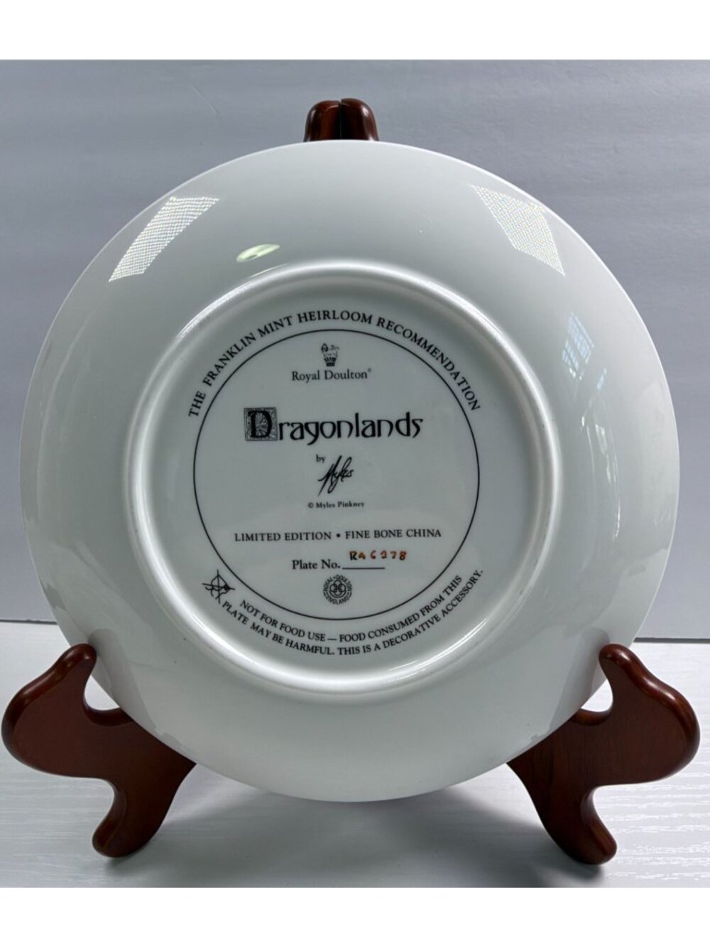 Royal Doulton Dragonland Collector Plate Myles Pinkney Dragon Art Franklin Mint - Picture 2 of 7
